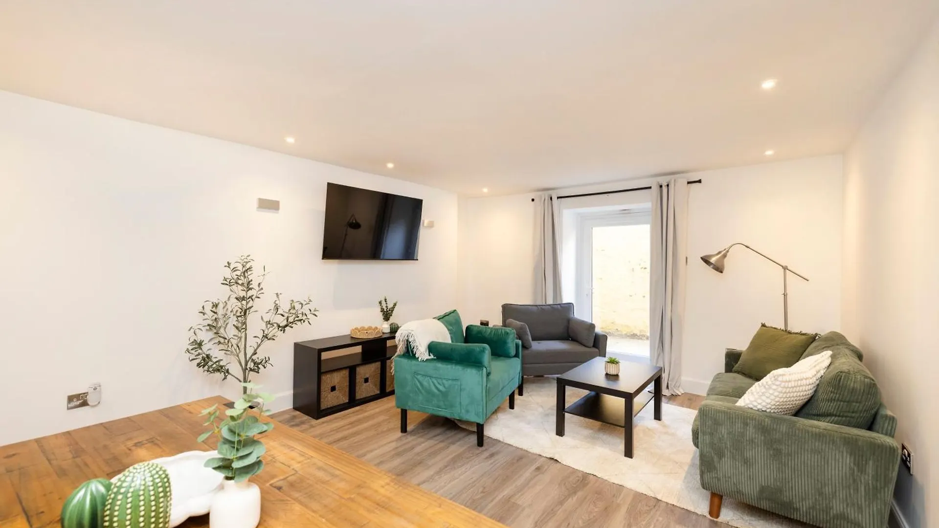 Apartment Joivy 3Br Flat In Haymarket With Free Parking Edinburgh United Kingdom