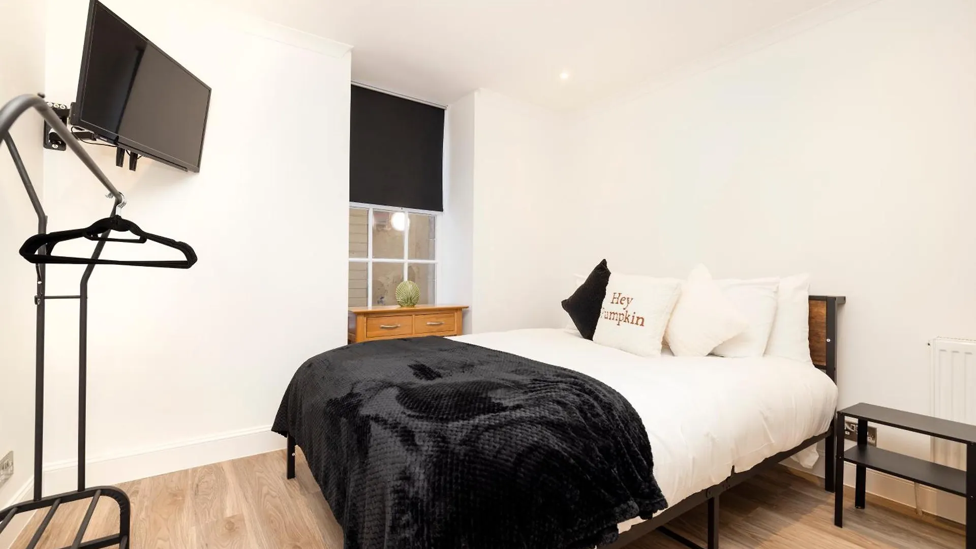 Joivy 3Br Flat In Haymarket With Free Parking Edinburgh